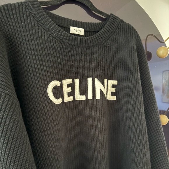 CELINE OVERSIZED SWEATER IN RIBBED WOOL
1350$ - Picture 6 of 8